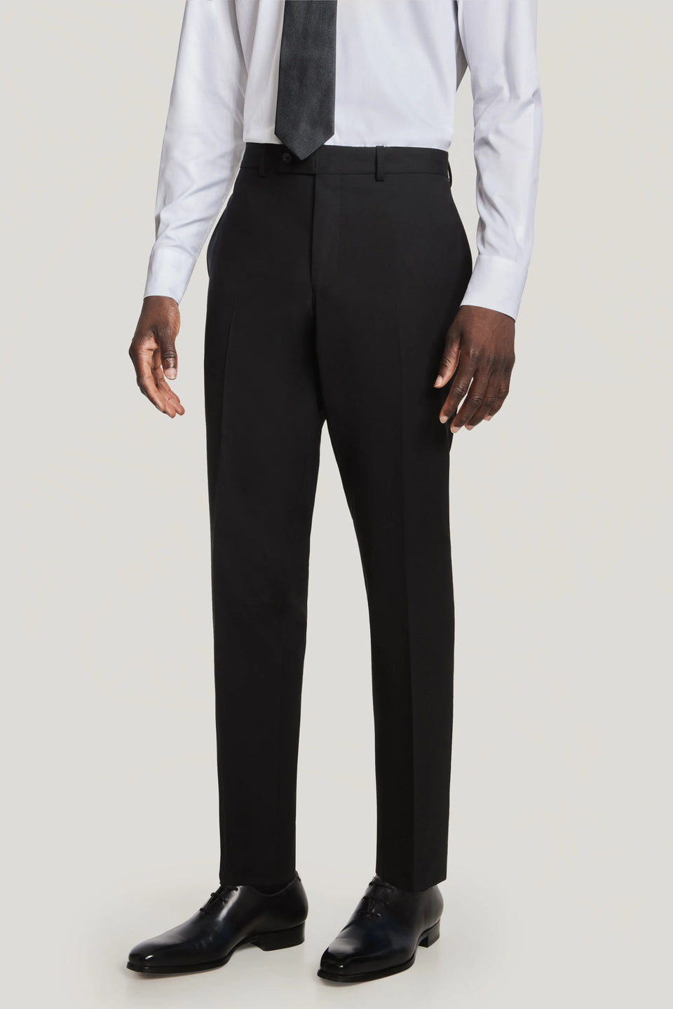 Jack Victor Wool Solid Black Suit